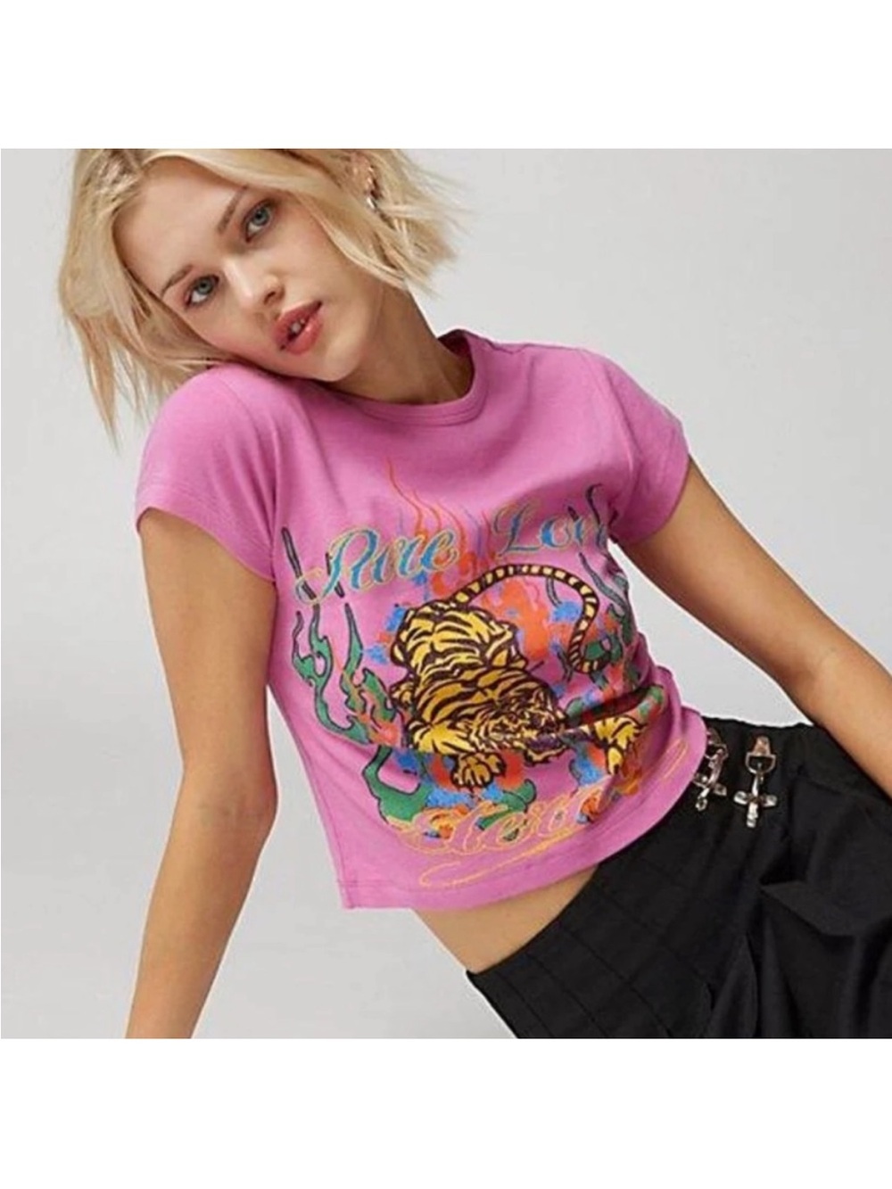 Urban Outfitters Pink Tiger Baby Tee Size Small T-shirt